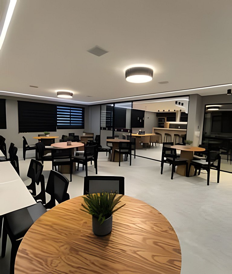 Resort Urbano a 2 Min da Praia – Jacuzzi + Piscina e Lazer C