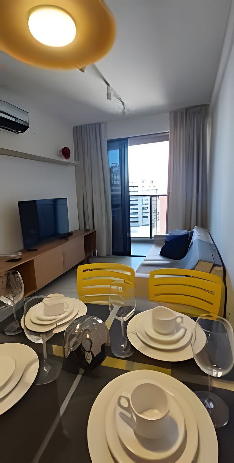 Apartamento Moderno c/ Varanda na Praia de Pajuçara