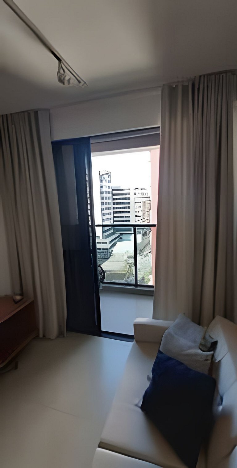 Apartamento Moderno c/ Varanda na Praia de Pajuçara