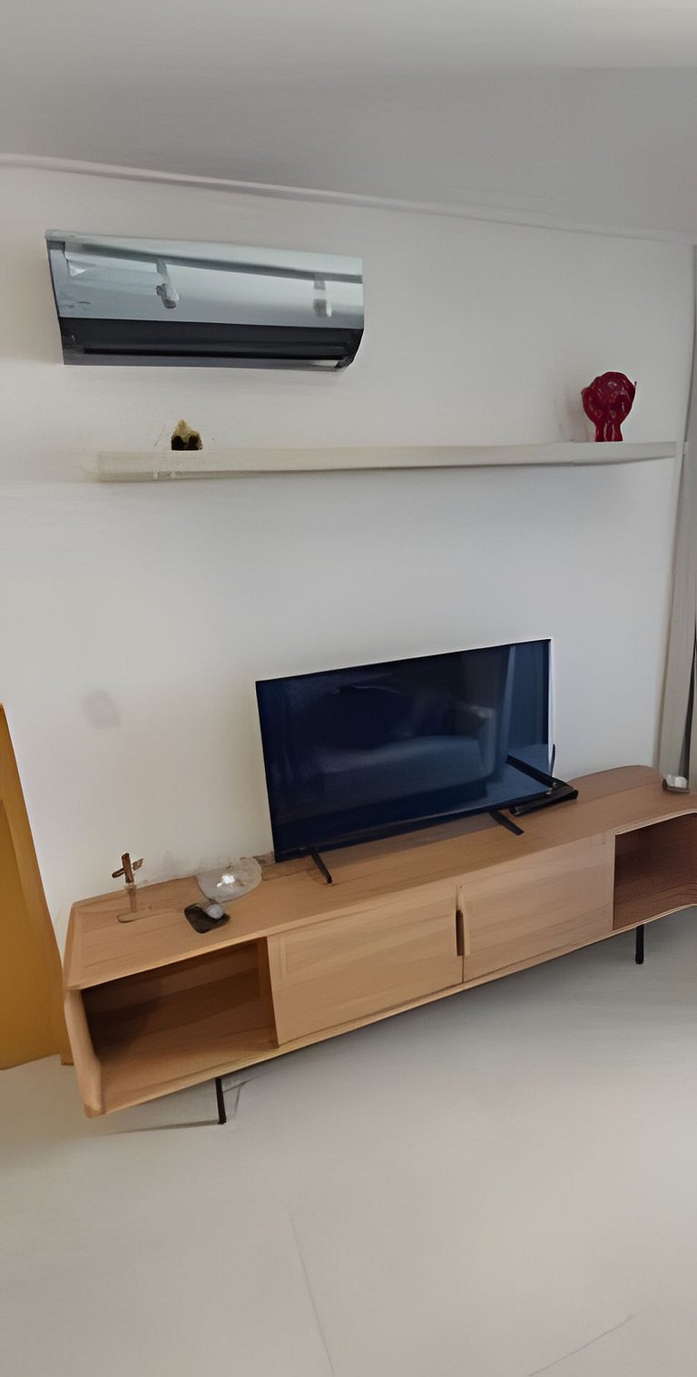 Apartamento Moderno c/ Varanda na Praia de Pajuçara