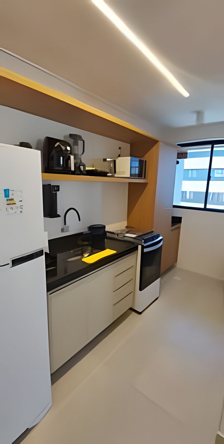 Apartamento Moderno c/ Varanda na Praia de Pajuçara