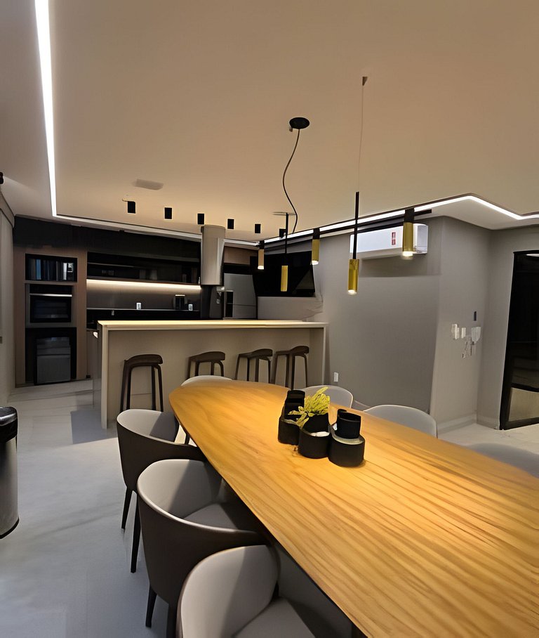 Apartamento Moderno c/ Varanda na Praia de Pajuçara