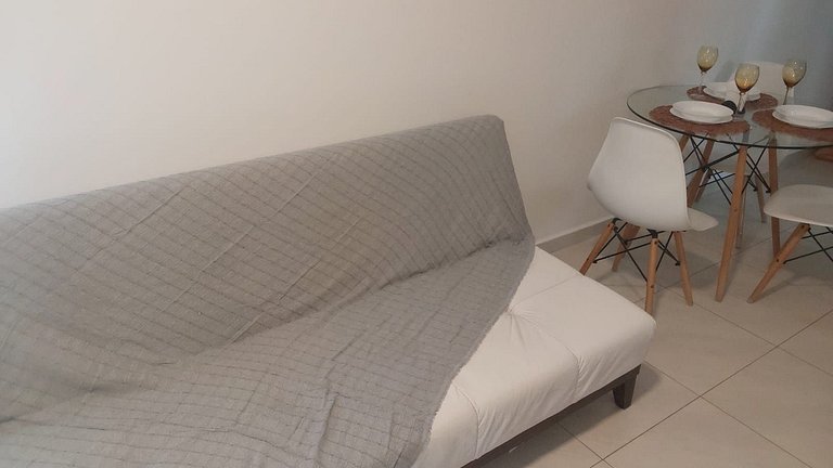 Varanda Charmosa a Poucos Passos da Praia – Apto 1 Quarto no