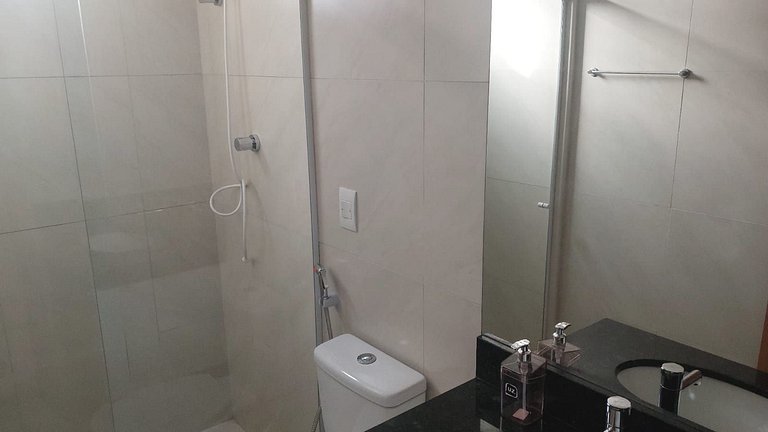 Varanda Charmosa a Poucos Passos da Praia – Apto 1 Quarto no