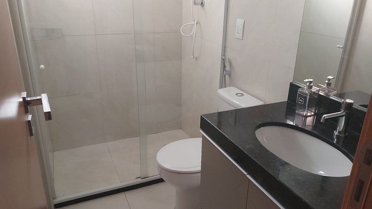 Varanda Charmosa a Poucos Passos da Praia – Apto 1 Quarto no