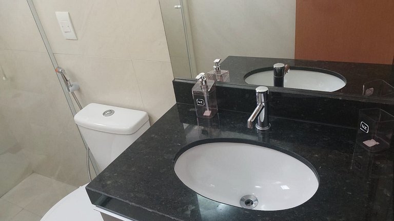 Varanda Charmosa a Poucos Passos da Praia – Apto 1 Quarto no