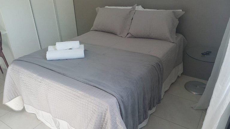 Varanda Charmosa a Poucos Passos da Praia – Apto 1 Quarto no