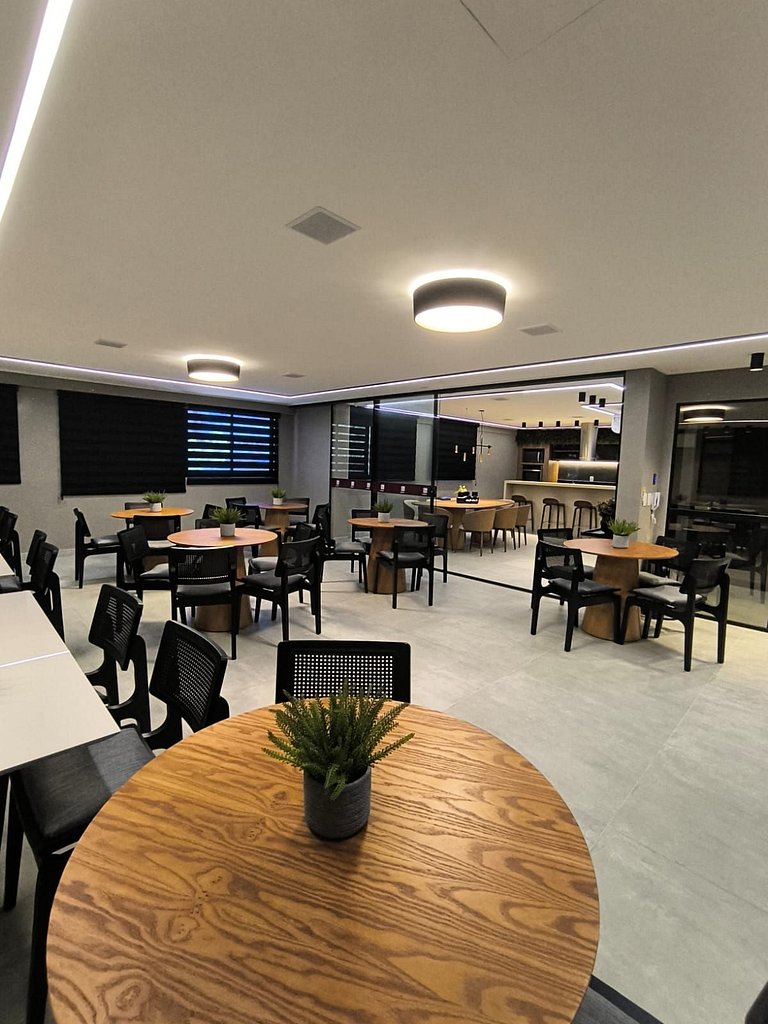 2 Quartos + Lazer Premium – Piscina, Academia e Conforto em