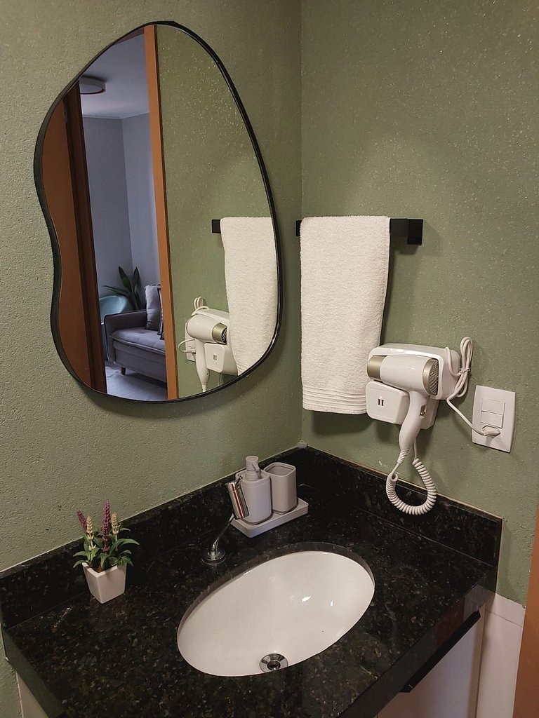 5 Pessoas com Lazer Total – Apto com Jacuzzi e Piscinas em P