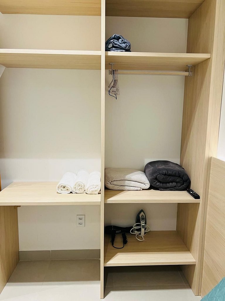 Apto 1 Quarto + Sala para 4 Pessoas – Piscina, Jacuzzi, e Ac