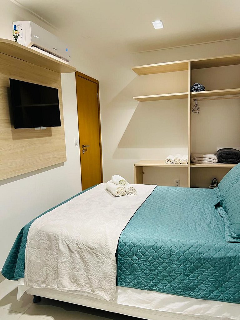 Apto 1 Quarto + Sala para 4 Pessoas – Piscina, Jacuzzi, e Ac