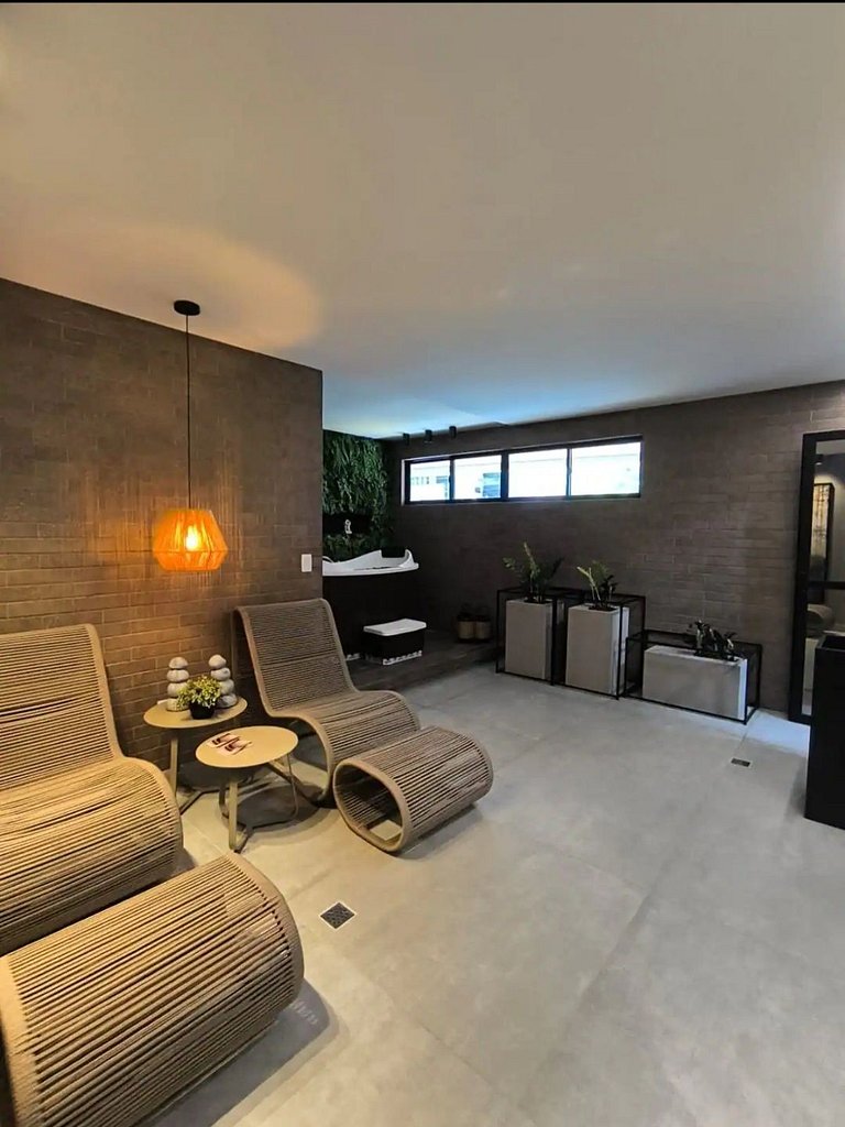 Apto 1 Quarto + Sala para 4 Pessoas – Piscina, Jacuzzi, e Ac