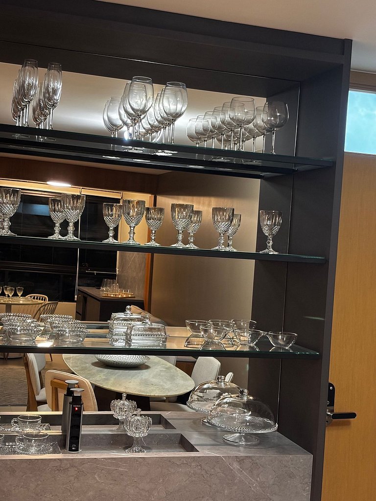 Vista Mar High: Apto no melhor da Ponta Verde