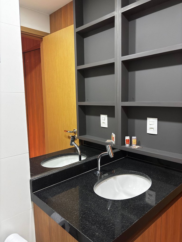 Vista Mar High: Apto no melhor da Ponta Verde