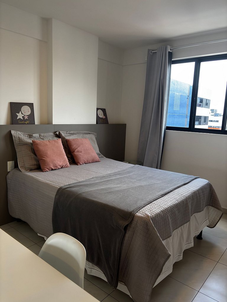 Edf. Moscato | Apto quarto e sala com varanda