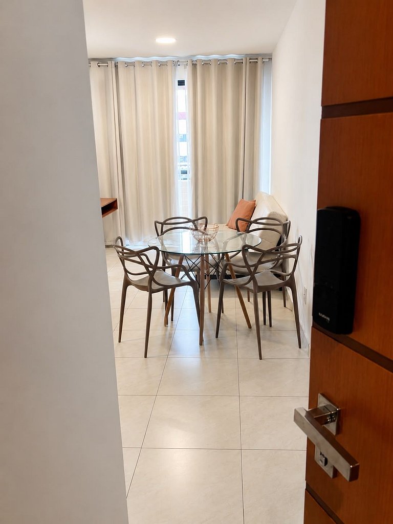 Edf. Moscato | Apto quarto e sala com varanda